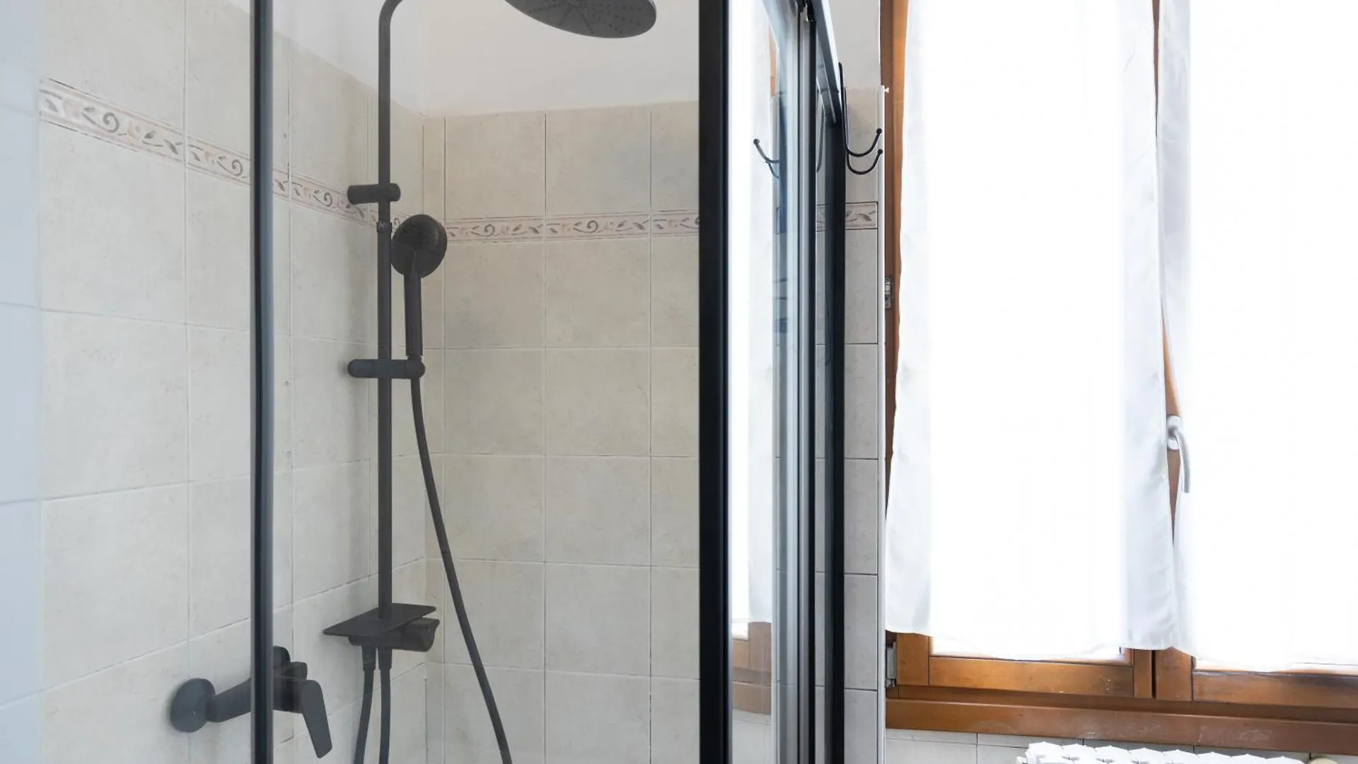ורונה Valley Home Piazza Isolo דירה