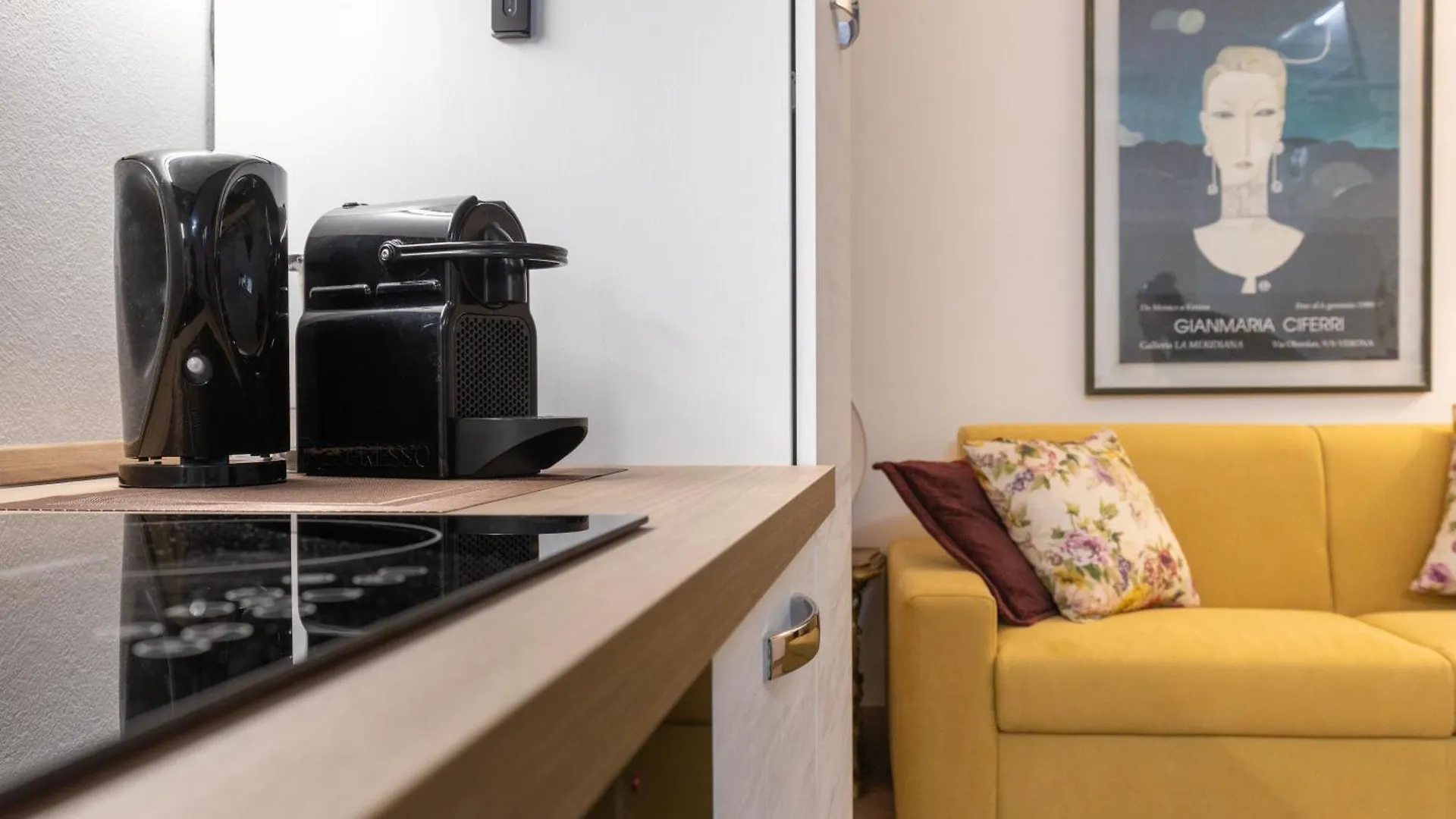 ורונה Valley Home Piazza Isolo דירה